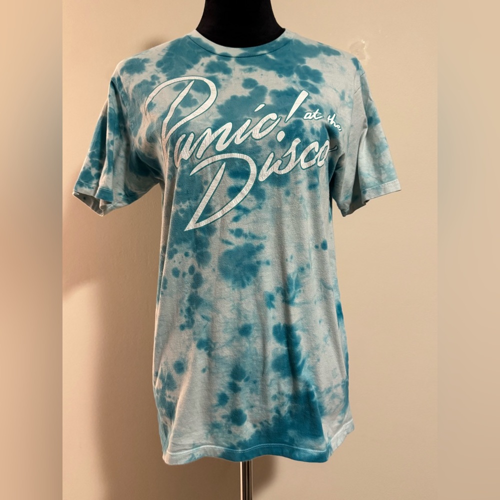 Preloved Panic! at the Disco Blue and White Tie Dye Tee size medium